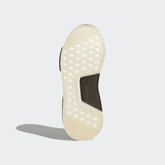 HP💖NWT✨ADIDAS Originals NMD R1 Women’s - Picture 3 of 8